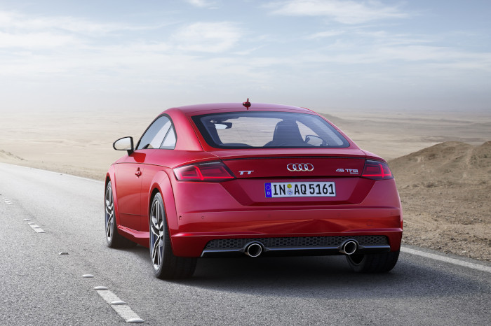 Audi-TT-C3-700x466