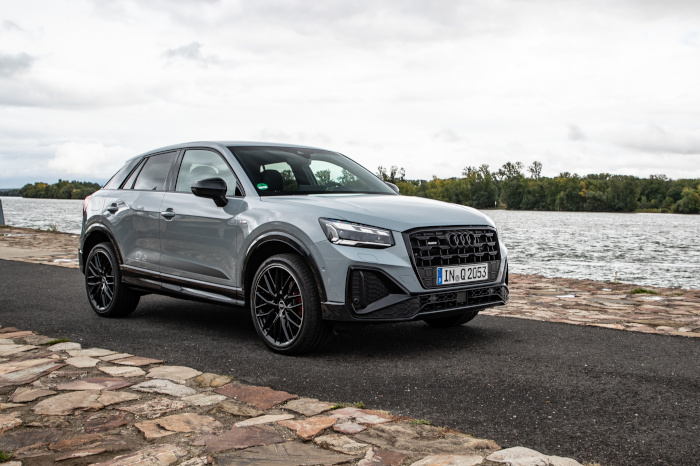 Audi-Q2-C1-700x466