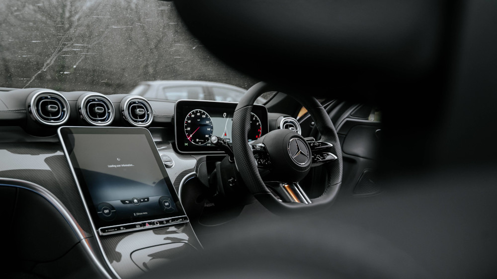 Mercedes-C-Class-Interior-1000x562