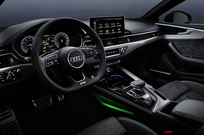 Audi-A5-C2-700x466