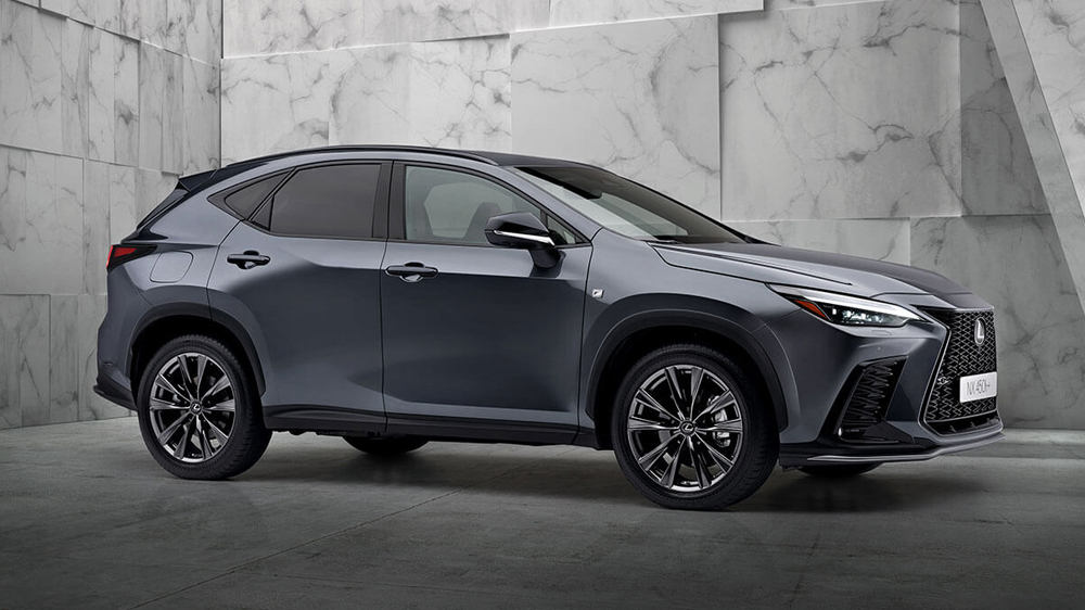 Promo-Scrolling-Banner-1000x562-Desktop-Lexus-New-NX