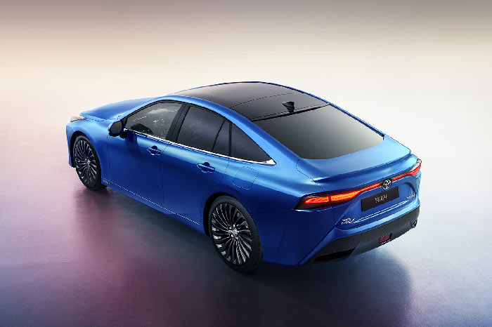 Rear-New Mirai at Inchcape 2021