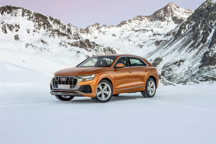 Audi-Q8-C1-700x466