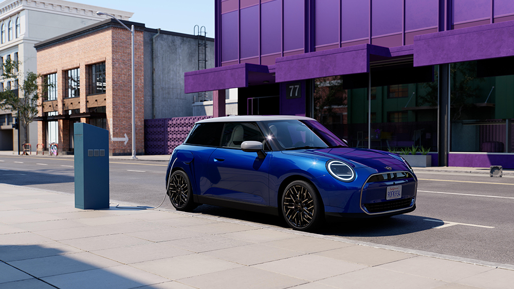 Components Featured Content Block 1000X562 Desktop MINI The New All Electric MINI Cooper 3