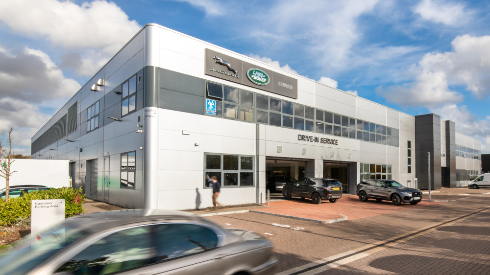 Jaguar 3 Plus Servicing Guildford | Group 1