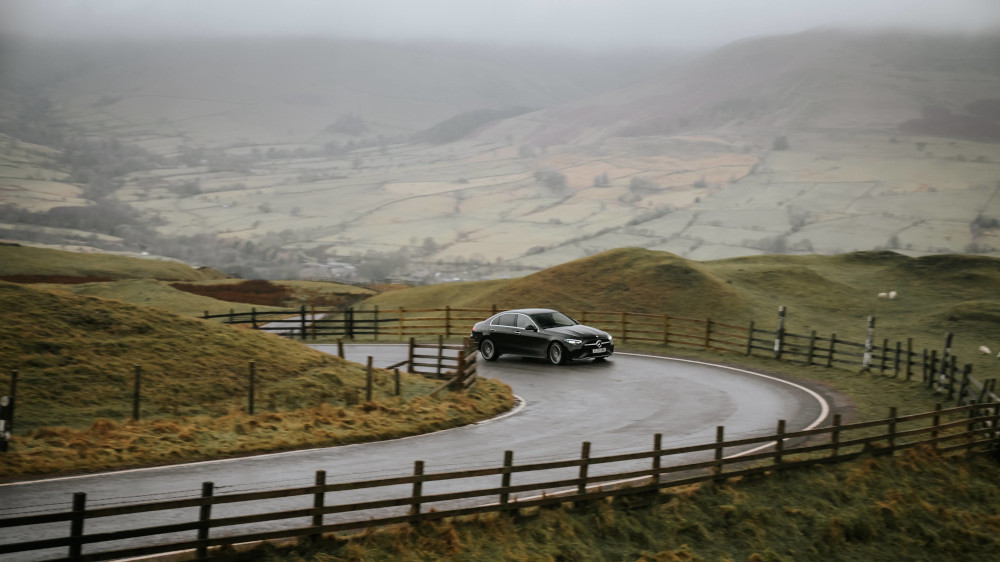 Mercedes-C-Class-Intro-1000x562