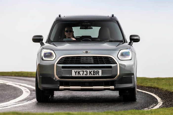 1710799937 Q4 2024 MINI Websiteimages Countryman Image3 700X466